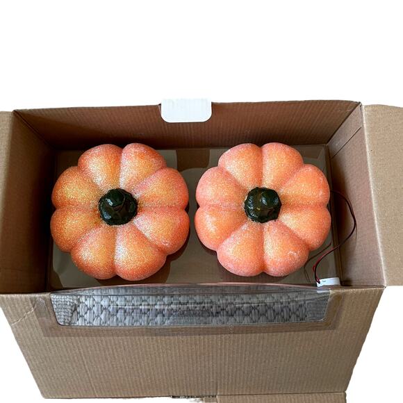 Gardener's Eden LED Wax PUMPKIN Candles Set of 2 Fall Decor Orange NIB - Picture 6 of 12